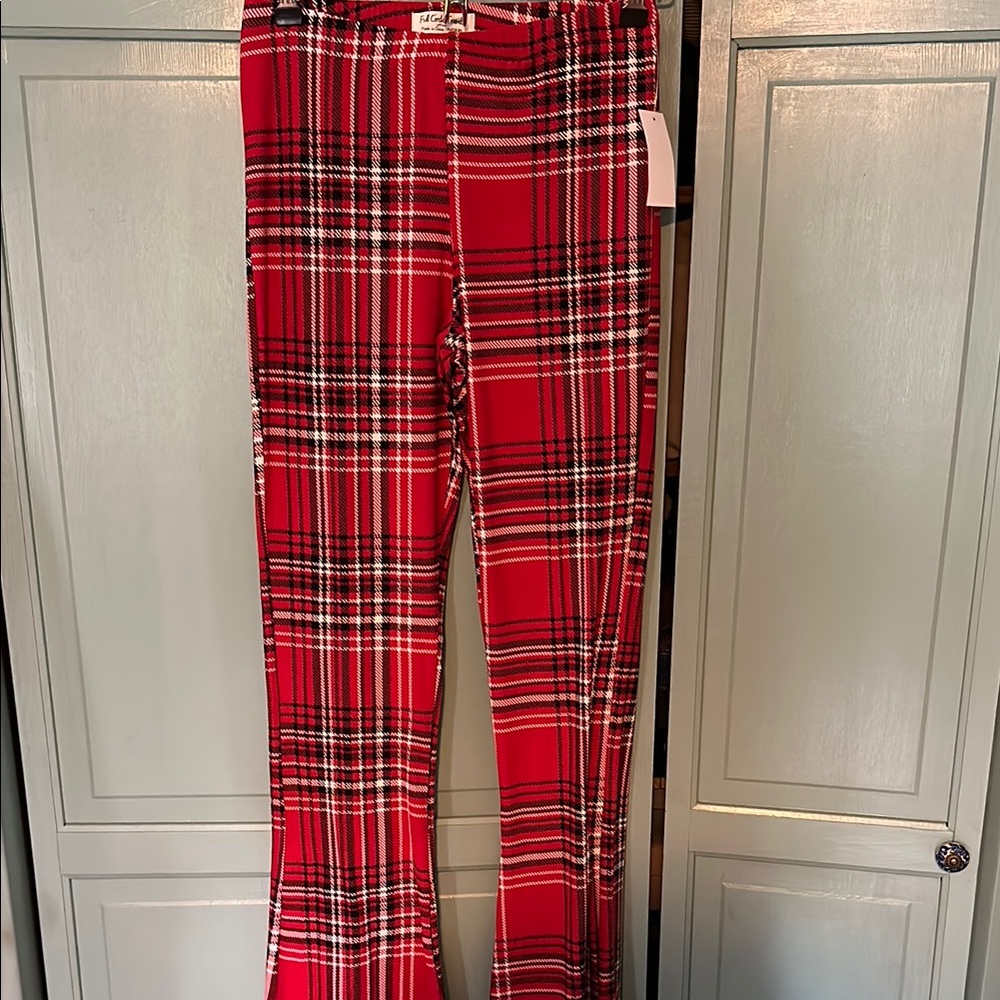 Vibrant Red Plaid Women's Leggings